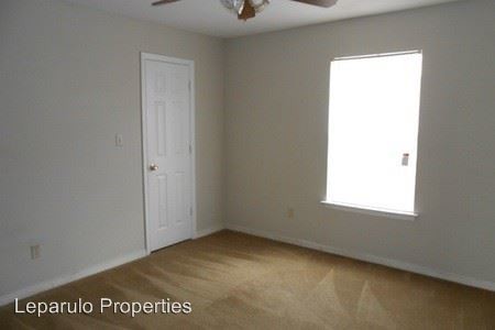 Building Photo - 410 N Copeland St