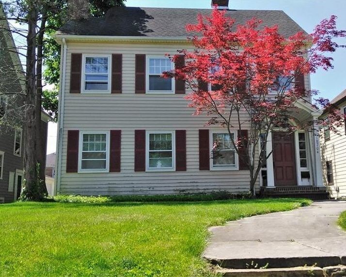 18704 Winslow Rd, Shaker Heights, OH 44122 Townhome Rentals in Shaker