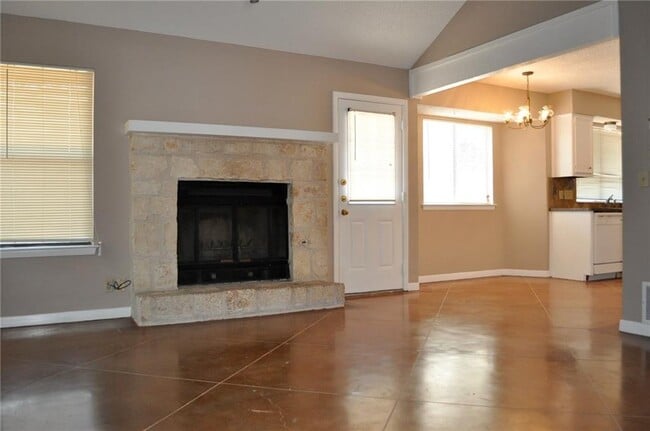 Foto del edificio - 6901 Argonne Forest Cove