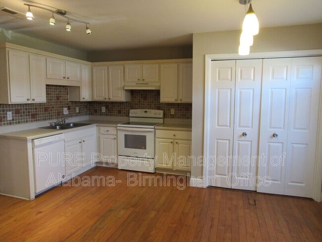 Building Photo - 152 Rocky Ridge Dr