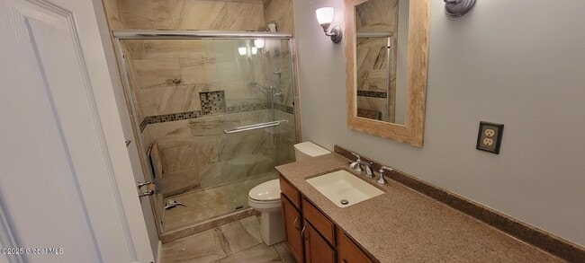 Building Photo - 3275 Maryvale Dr