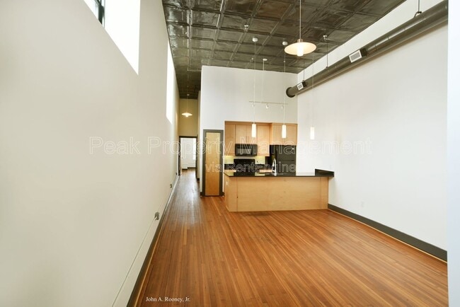 Interior Photo - Butterworth Flats