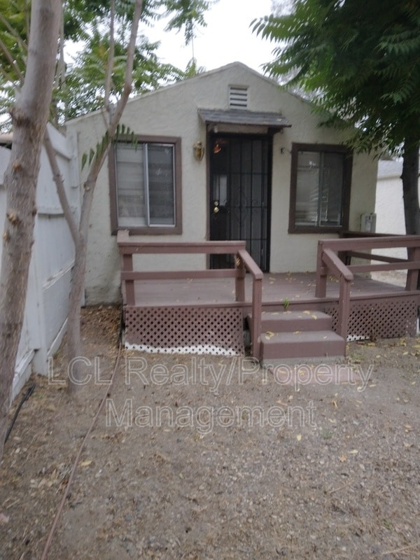 18150 Grand Ave Unit E, Lake Elsinore, CA 92530 Condo for Rent in