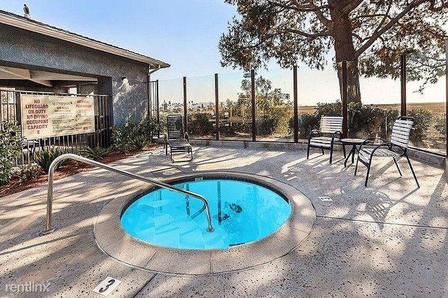 Building Photo - 1 br, 1 bath Apartment - 365 Caspian Way