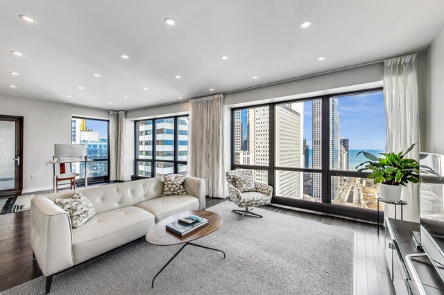 Foto del edificio - 130 N Garland Ct