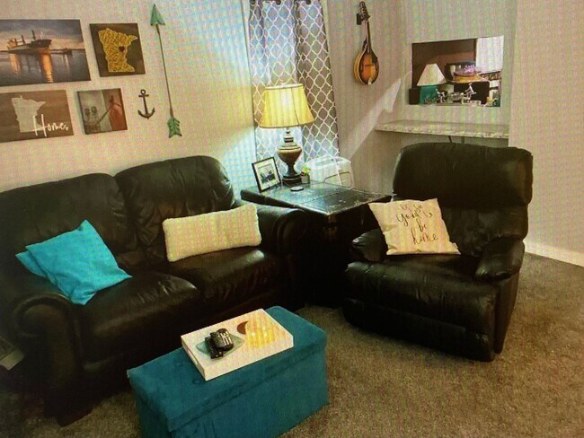 Foto del edificio - AVAILABLE August - 1 Bed 1 Bath single family home!