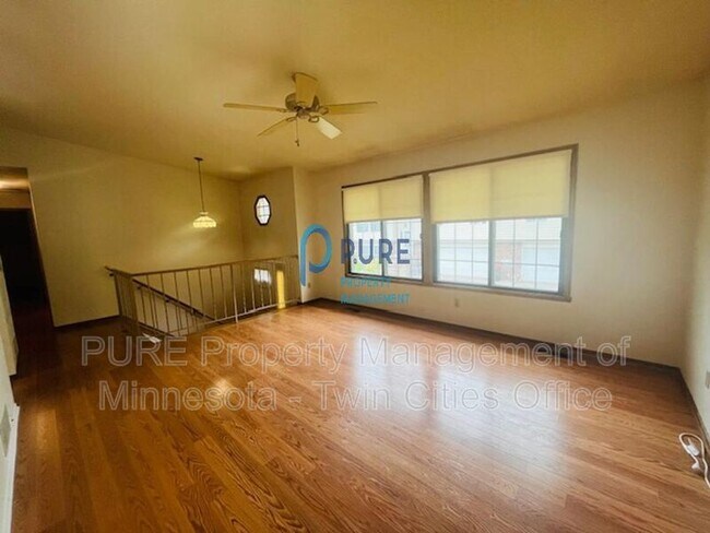 Foto del edificio - 2307 Mailand Rd E