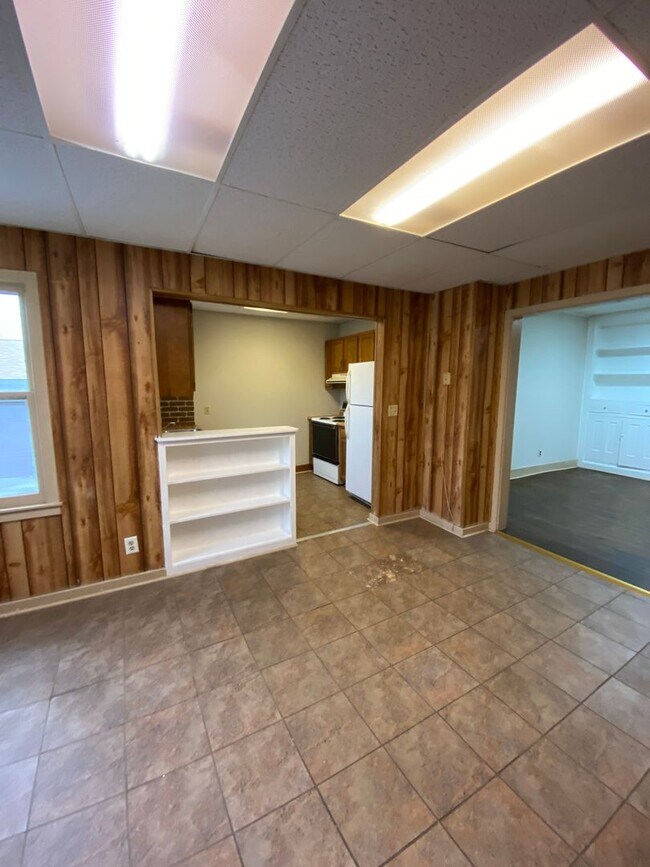 Foto del edificio - 705 E Montgomery St