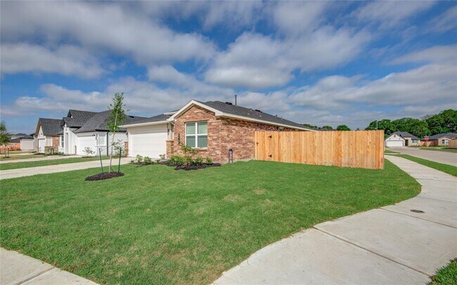 Building Photo - 4967 Pne Hvn Ln