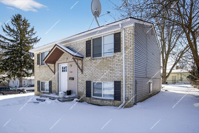 Building Photo - Fully Remodeled 4-Bedroom Home in Desirable Neighborhood in Pontiac for Rent!