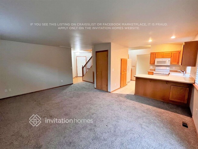 Foto del edificio - 17276 Willow Ln SE