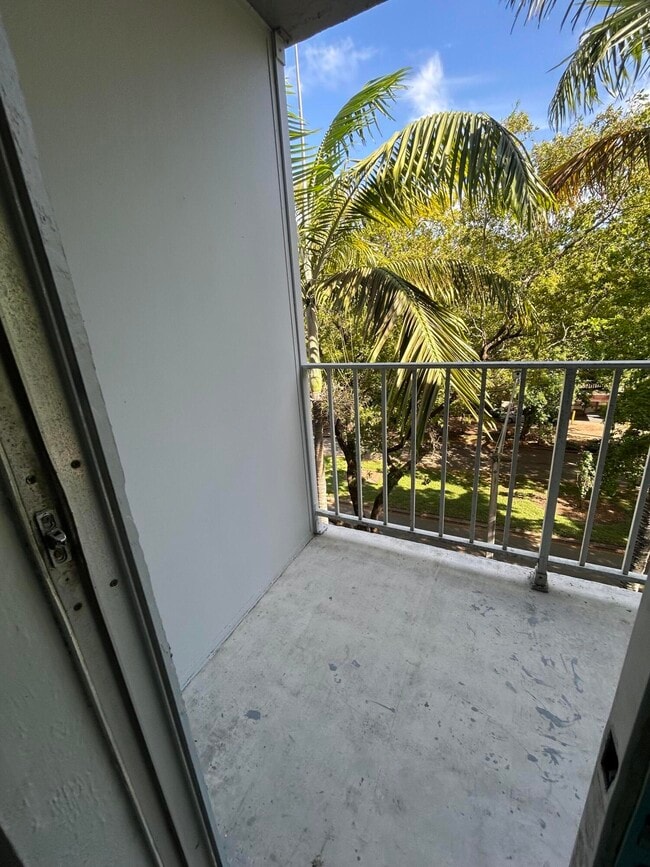 Foto del edificio - 1805 Sans Souci Blvd