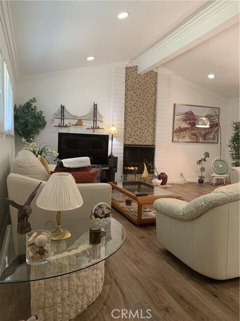 Building Photo - 1709 Germain Dr