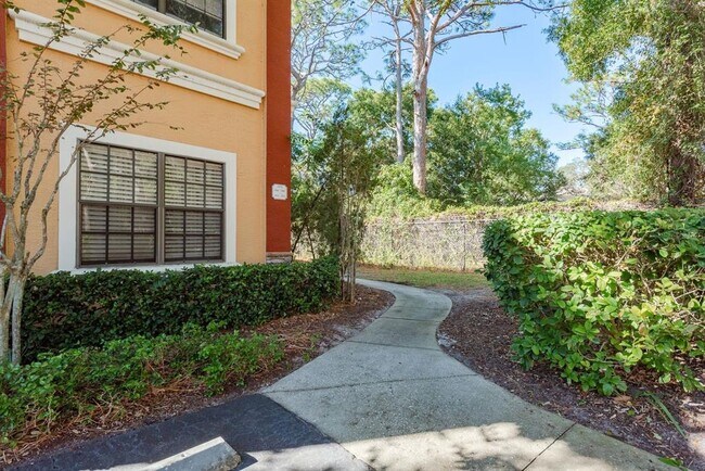 Foto del edificio - 2107 Portofino Pl