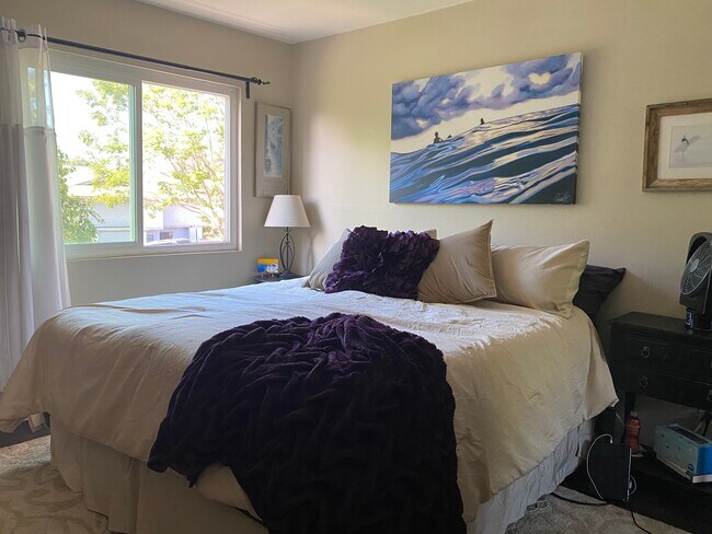 Primary Bedroom with En suite bathroom - 4441 Vision Dr