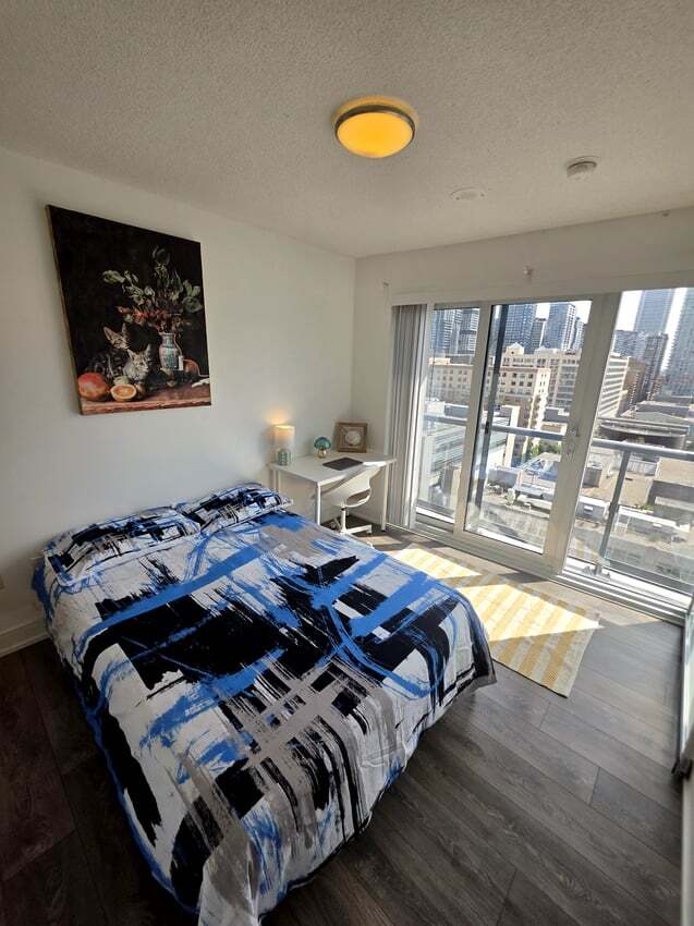 Building Photo - Master Room - McGill Street & Church Street