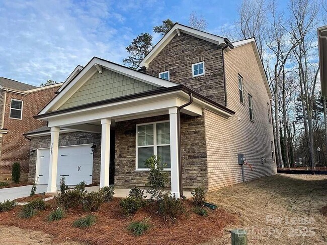Foto del edificio - 5021 Kinsbridge Dr
