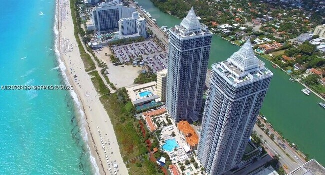Building Photo - 4779 Collins Ave