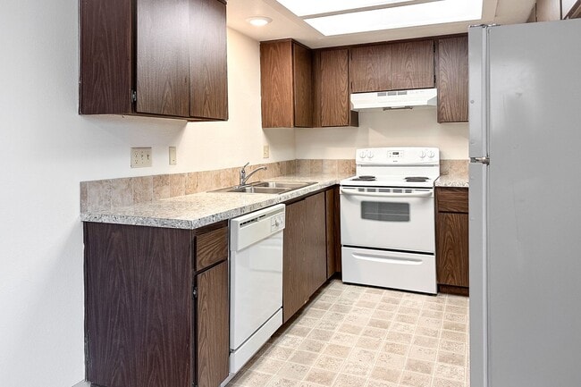 Interior Photo - Avalon Court Apartments