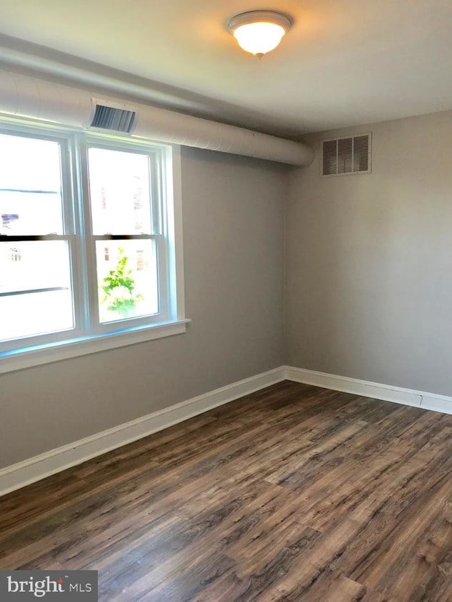 30 Broadway Unit 2, Gloucester City, NJ 08030 Apartment for Rent in