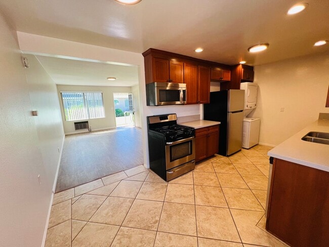 Photo - Charming 1 Bedroom unit, completely remodeled with In-Unit Washer/Dryer! Apartment