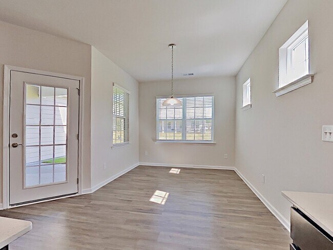 Building Photo - 9109 White Aspen Pl