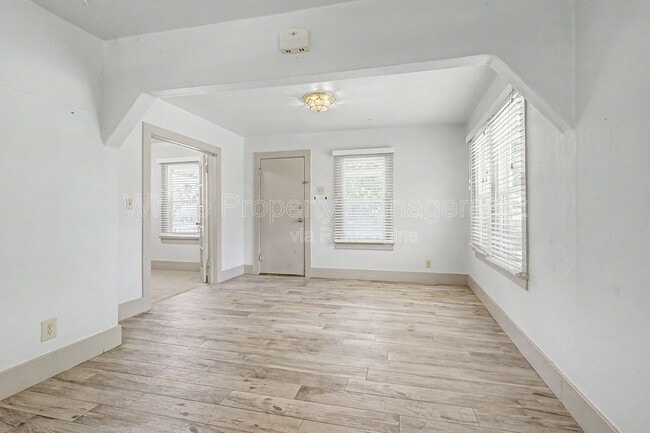 Photo - 4205 S Lincoln St House