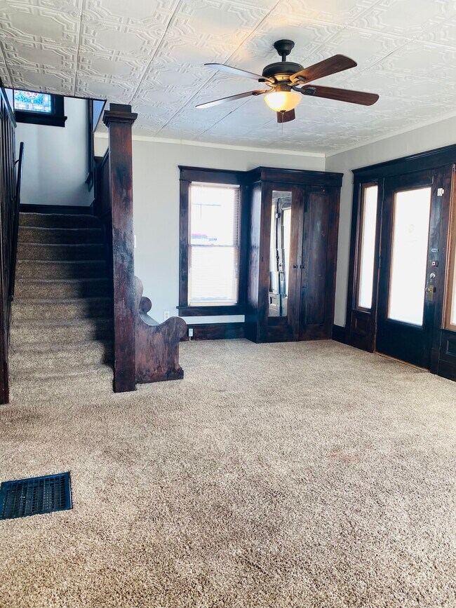 Foto del edificio - 1421 Piper Ct NW
