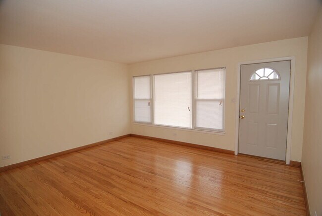 Building Photo - 4803 N Harlem Ave