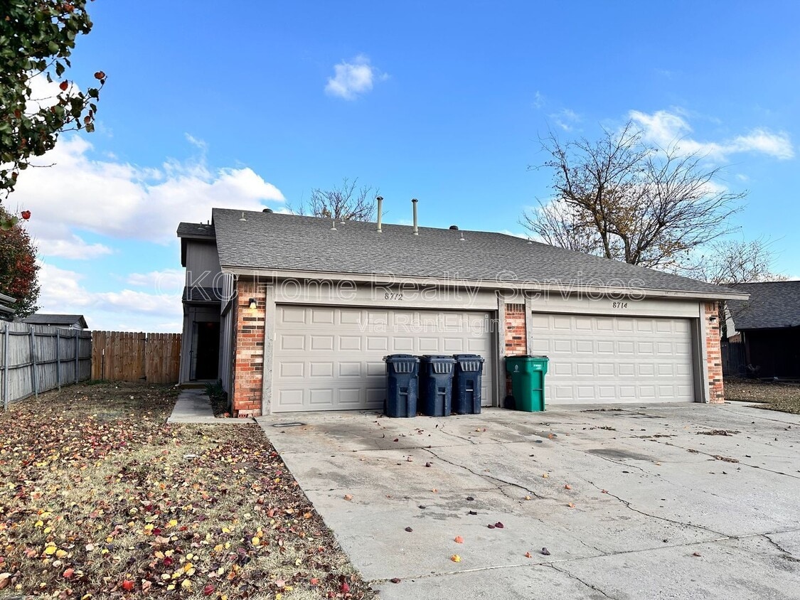 Photo - 8712 Rayburn Avenue