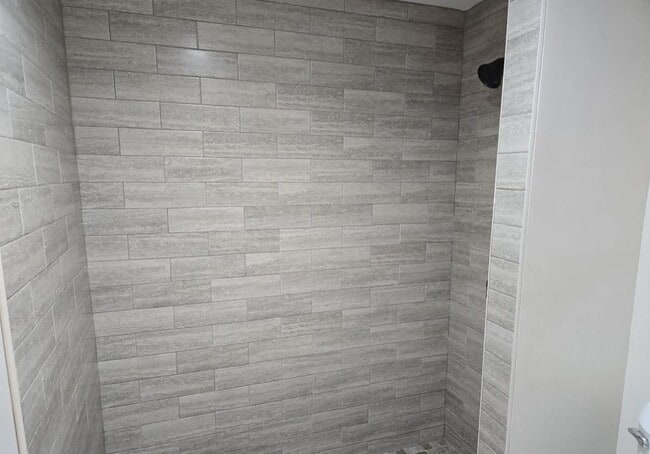 Photo - 216 Glenview Blvd Apartment