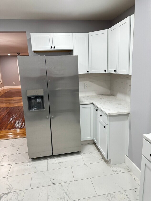 Foto del edificio - 130 Oak Grove Ave