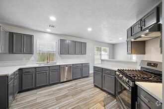 Building Photo - 23902 Goodfellow Dr