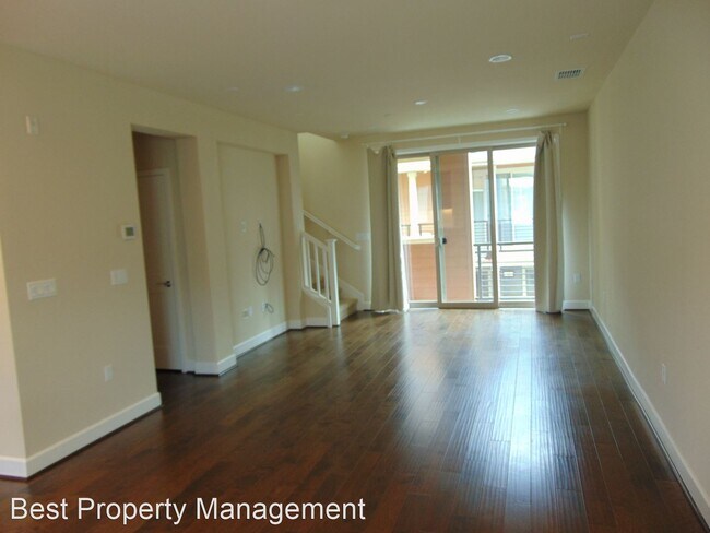 Building Photo - 2 br, 2.5 bath House - 347 Basswood Common #3