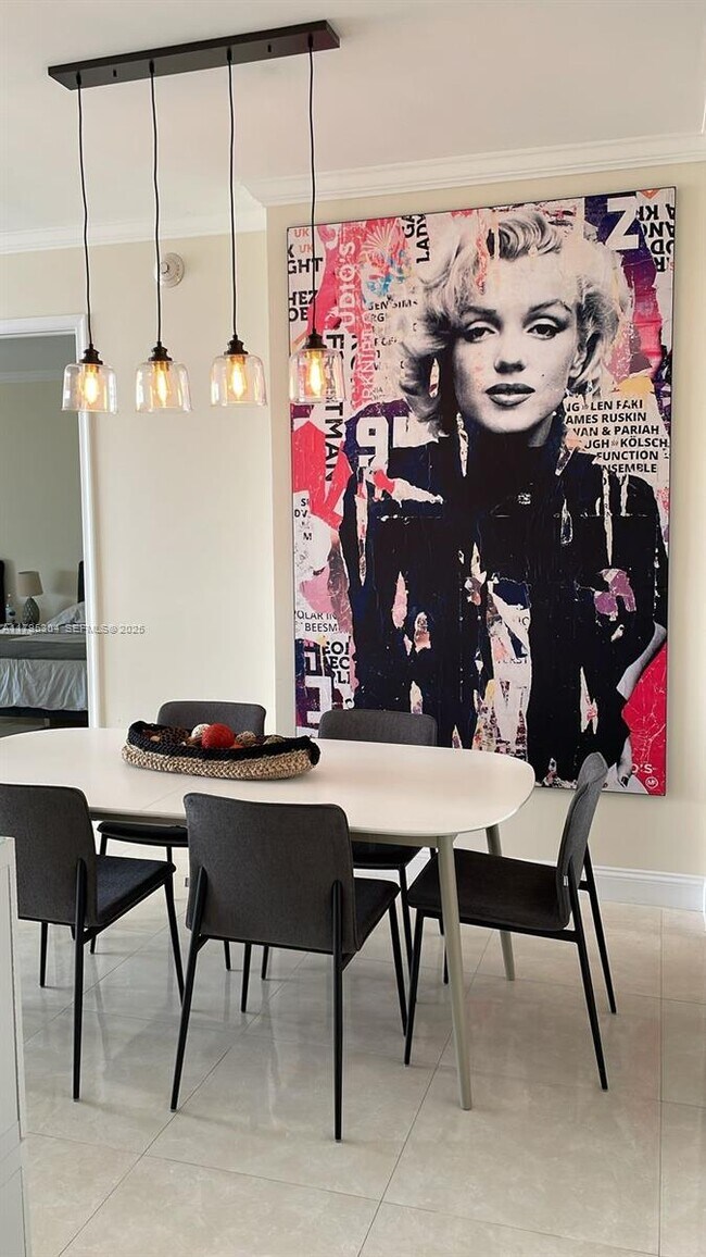 Foto del edificio - 100 Bayview Dr