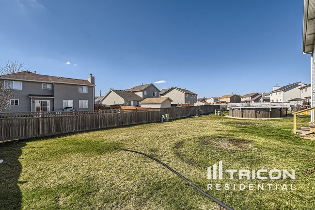 Building Photo - 3501 Stone Creek Dr