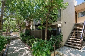 Building Photo - 18350 Hatteras St