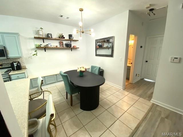 Foto del edificio - 6963 Sandfield Dr