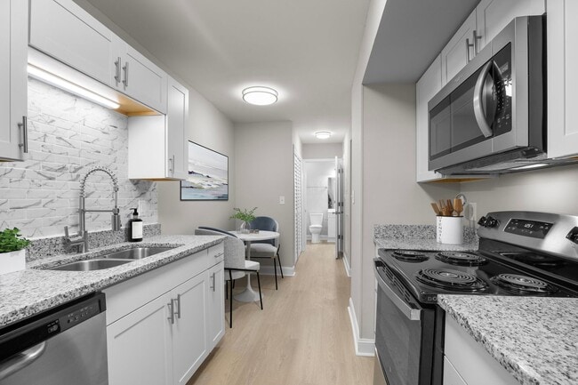 Interior Photo - The Reserve on Main Street