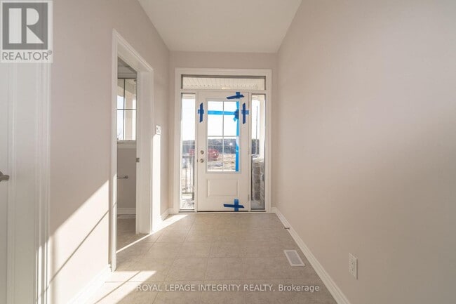 Photo du bâtiment - 608 Rye Grass Wy