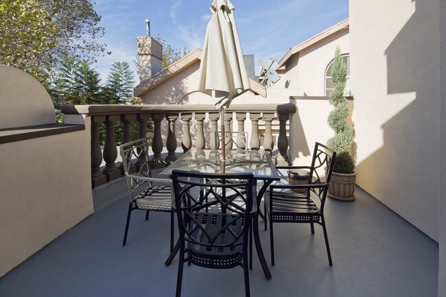 Terrazas privadas - 4320 Laurel Canyon Blvd