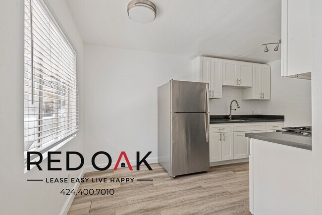 Foto del edificio - 2351 Warwick Ave