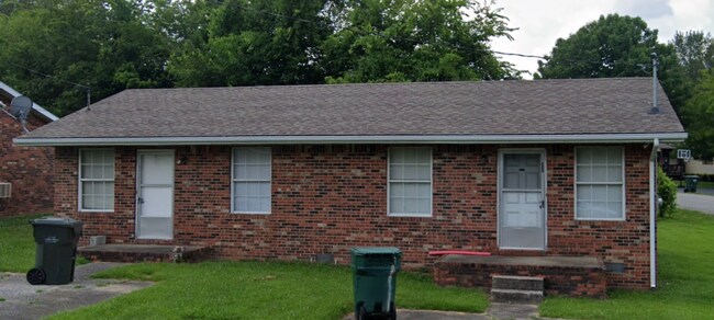 Building Photo - 1225 Eastside Ln