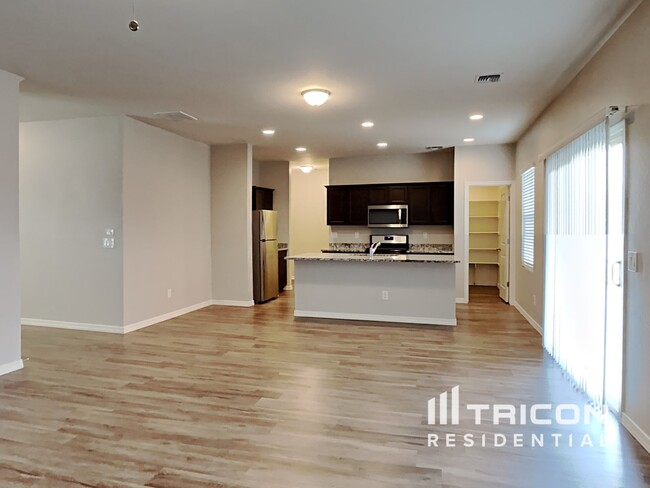 Building Photo - 4534 W Saddlebush Way San Tan Valley AZ