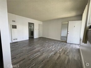 Building Photo - 1657 Colby Ave