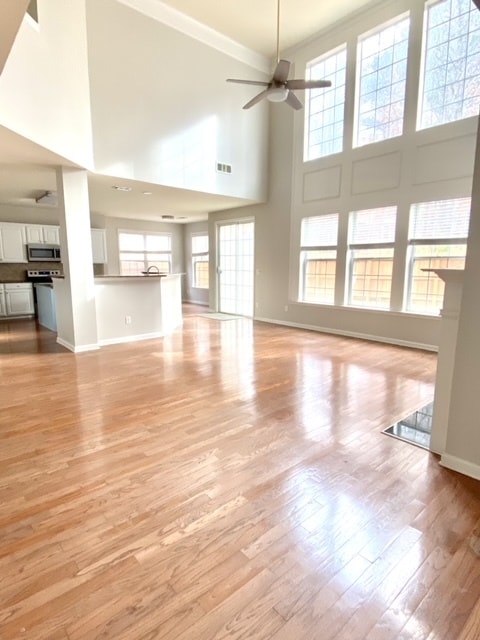 Foto del edificio - 4041 Kingsley Park Ln