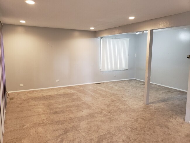 Building Photo - 5584 Court H