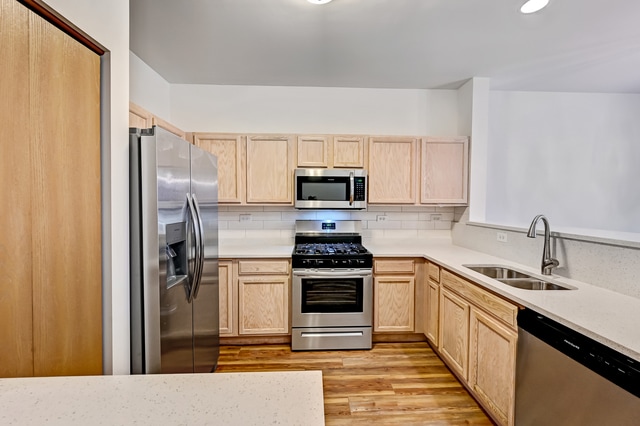 Building Photo - 710 Woodewind Dr