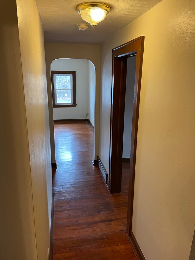 1507 Riverview Drive Unit Attic Apt, Endicott, NY 13760 Apartments in