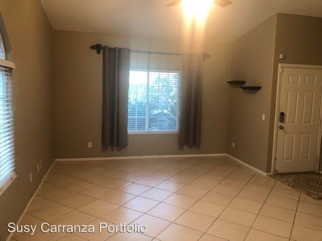 Foto del edificio - 4 br, 2 bath House - 12700 Excelsior St